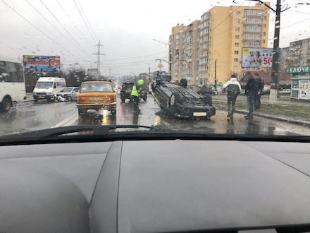 Свежие новости: В Николаеве ДТП: столкнулись три автомобиля