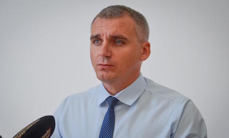 Свежие новости: ВИДЕО: Сенкевич заявил, что, несмотря на его совет, ни один чиновник еще не уволился