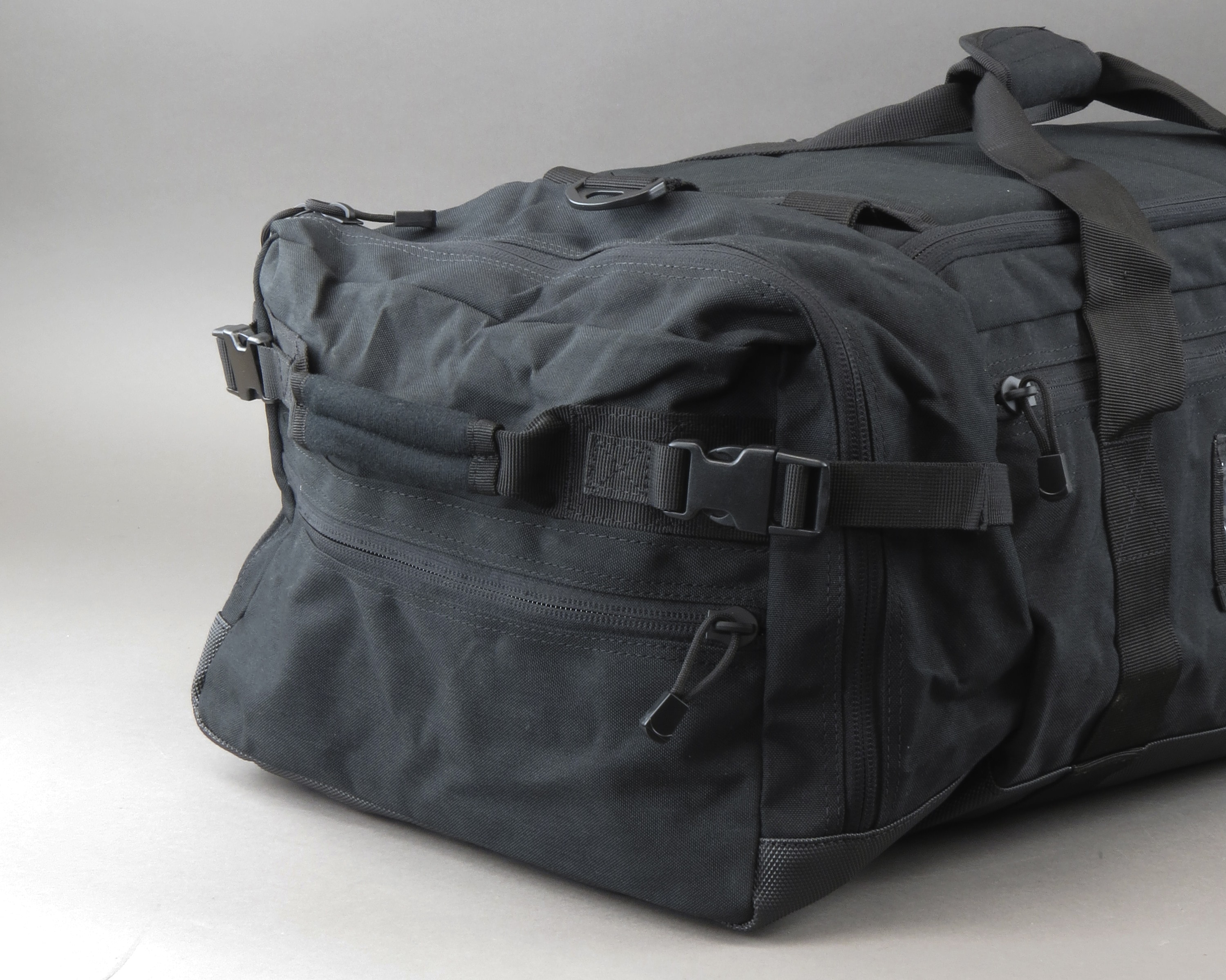 Свежие новости: Полицейские остановили мужчину с гранатометом в сумке