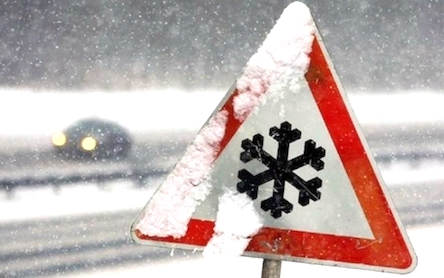 Свежие новости: ВИДЕО: Европу завалило снегом, закрыты десятки трасс