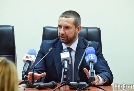 Свежие новости: Стадник заявил, что Николаевская САД и Облавтодор «саботируют» ремонт дороги на Херсон