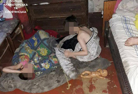 Фото новости: В Краматорске мать-кукушка оставила четырех детей без присмотра и исчезла Свежие новости: В Краматорске мать-кукушка оставила четырех детей без присмотра и исчезла