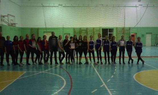 Свежие новости: В Николаеве прошли финальные соревнования по волейболу среди девушек 10-11 классов
