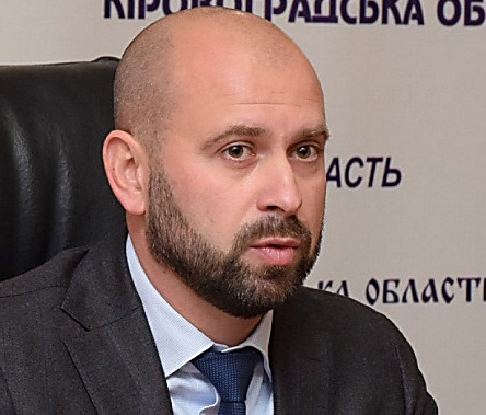 Фото новости: «Украл - садись»: Зеленский уволил главу Кировоградской ОГА Балоня, «погоревшего» на взятке в ₴1,8 миллионов Свежие новости: «Украл - садись»: Зеленский уволил главу Кировоградской ОГА Балоня, «погоревшего» на взятке в ₴1,8 миллионов