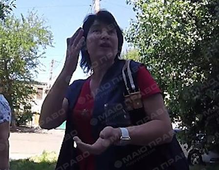 Свежие новости: ВИДЕО: В Николаеве контроллер ударила девочку безбилетницу