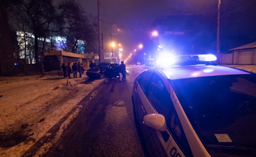 Свежие новости: Масштабное ДТП в Киеве: людей развозят скорые