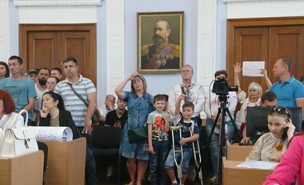 Свежие новости: «Нас заливает дерьмом, а вы не приехали» - жильцы ул. Лескова, которых топит канализация