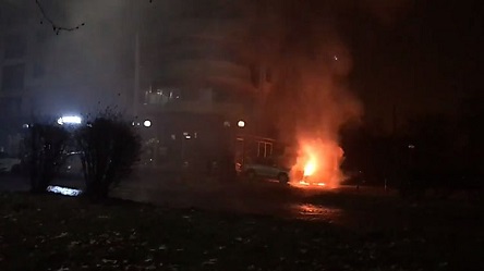 Свежие новости: В Ужгороде неизвестные сожгли автомобиль экс-посла Украины в Швейцарии