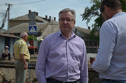 Фото новости: «Времени больше нет»: директор «Николаевводоканала» призвал депутатов оперативно и законно решить проблему восстановления коллектора на Лескова Свежие новости: «Времени больше нет»: директор «Николаевводоканала» призвал депутатов оперативно и законно решить проблему восстановления коллектора на Лескова