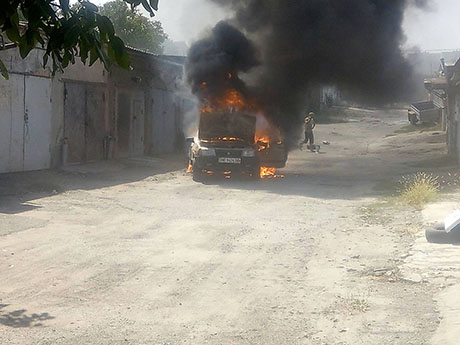 Свежие новости: В Николаеве из-за замыкания электропроводки сгорела «девятка»