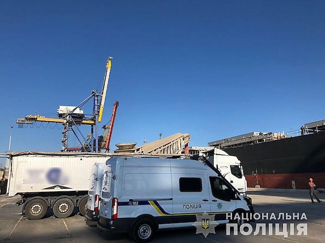 Свежие новости: Полиция пресекла незаконный вывоз зерна на $7 миллионов из Украины