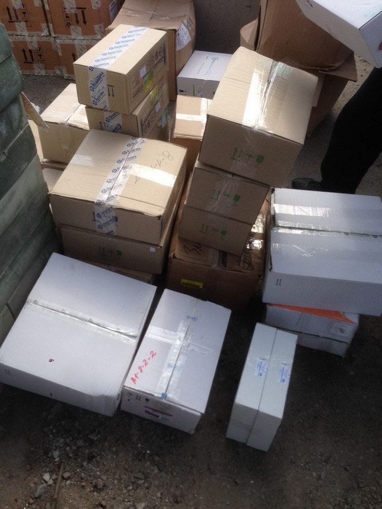 Свежие новости: Сотрудники СБУ задержали нелегальные товары и деньги, которые ввозились на оккупированную территорию