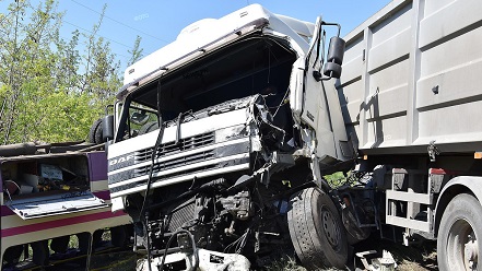 Свежие новости: В результате вчерашнего ДТП на трассе на Николаевщине пострадали 19 человек, в том числе и ребенок