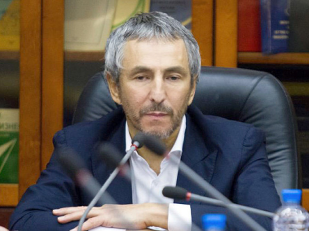 Свежие новости: СМИ: чеченский экс-сенатор Джабраилов попал в больницу с ранами на руках