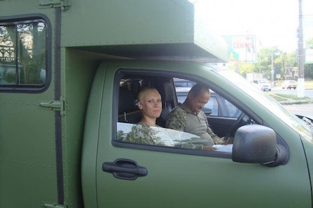 Свежие новости: Николаевской артиллерийской бригаде вручили украинские медицинские автомобили