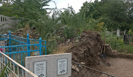 Свежие новости: В Николаеве при уборке свалки на кладбище найдены человеческие останки