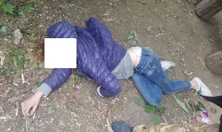 Фото новости: В Николаеве на территории школы обнаружили 15-летнюю девочку в состоянии алкогольной комы Свежие новости: В Николаеве на территории школы обнаружили 15-летнюю девочку в состоянии алкогольной комы