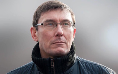 Фото новости: “Сдал” бывший заместитель: НАБУ завело дело на Луценко – в чем подозревают Генпрокурора Свежие новости: “Сдал” бывший заместитель: НАБУ завело дело на Луценко – в чем подозревают Генпрокурора