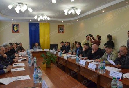 Свежие новости: «Человек, который не встал на гимн, — до свидания»: президиум облсовета завершился скандалом из-за вопроса по депутату Скорому