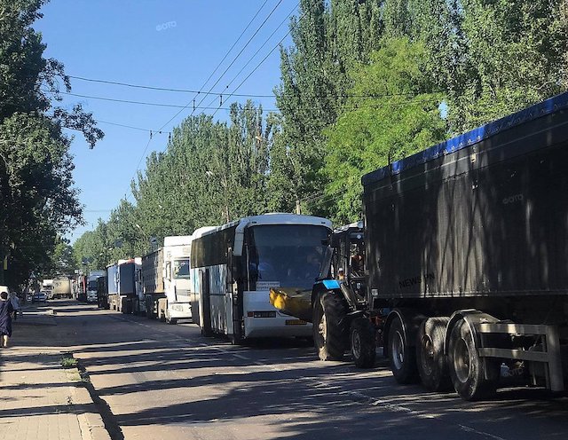 Свежие новости: Сенкевич заявил, что на сессии Николаевского горсовета рассмотрят вопрос о двух отстойниках для фур