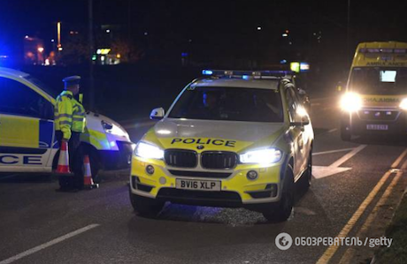 Свежие новости: В Британии мужчина с ружьем захватил заложников