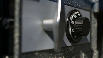 Свежие новости: В Одессе из магазина похитили сейф с деньгами