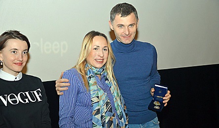 Фото новости: Москаленко наградила экс-генконсула Грузии в Одессе Тимура Нишнианидзе «За заслуги перед Николаевщиной» Свежие новости: Москаленко наградила экс-генконсула Грузии в Одессе Тимура Нишнианидзе «За заслуги перед Николаевщиной»