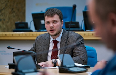 Свежие новости: Нардеп Скичко заявил, что министр Криклий подделал ковид-тест ради встречи с премьером Казахстана