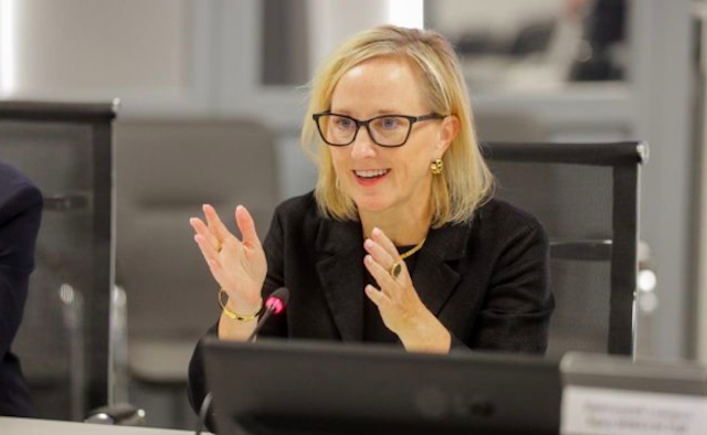 Свежие новости: Вже друга голова дипмісії США в Україні йде з посади через Трампа, - FT