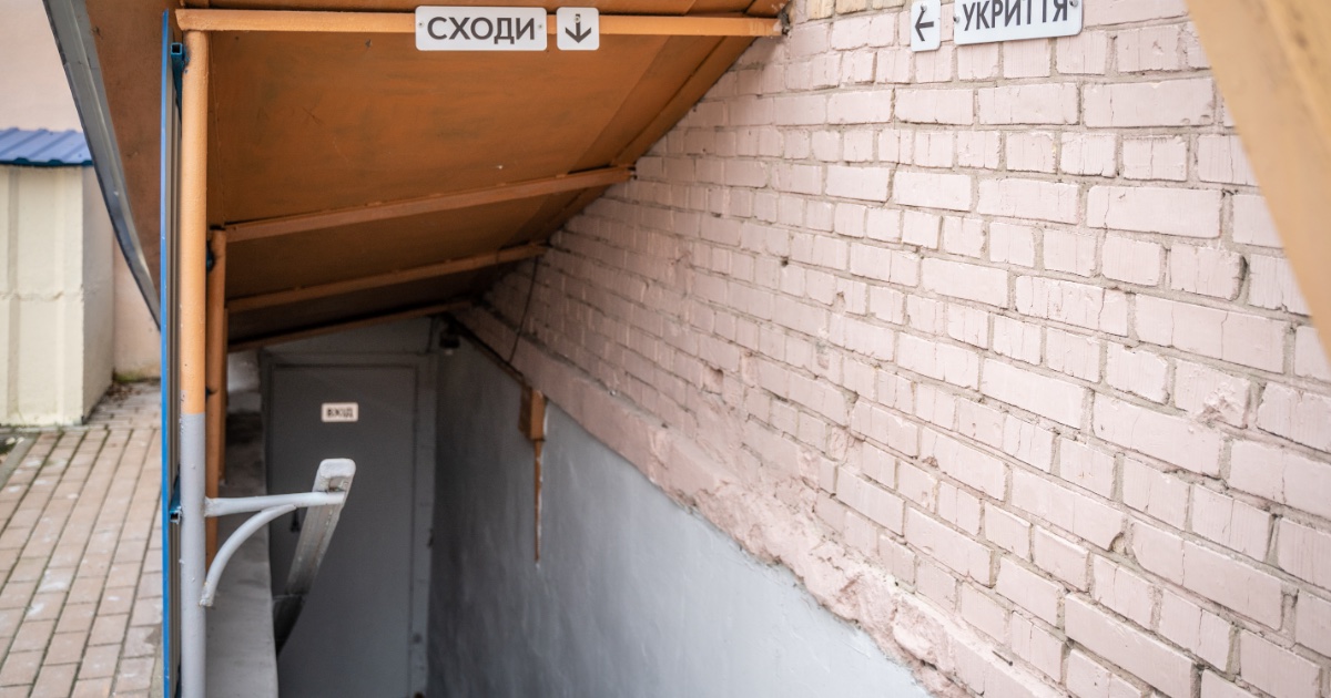 Свіжі новини: Які уроки діти матимуть в укритті під час довгих тривог: рішення уряду