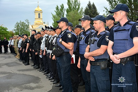 Свежие новости: Миколаївські правоохоронці у посиленому режимі заступили до охорони публічного порядку