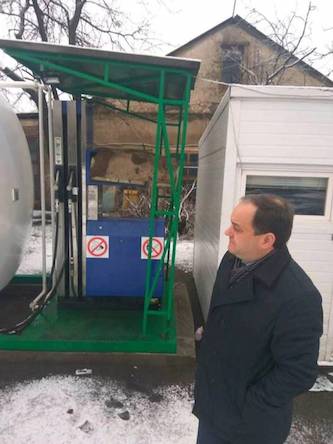 Свежие новости: Віталій Луков перевірив дотримання умов зупинки експлуатації заправної станції