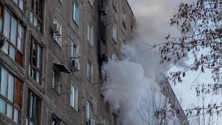 Свежие новости: У Южноукраїнську горів гуртожиток: мешканців евакуювали