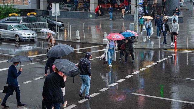 Свежие новости: Школьники на каникулы, ВУЗы на дистанционку, новые штрафы: У Зе утвердили ужесточение карантина