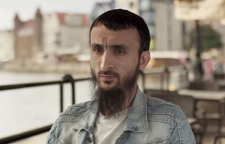 Свежие новости: ВИДЕО: В Польше совершено покушение на чеченского блогера Тумсо Абдурахманова