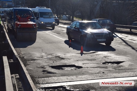 Свежие новости: В Николаеве начался ремонт Варваровского моста – организовано реверсивное движение