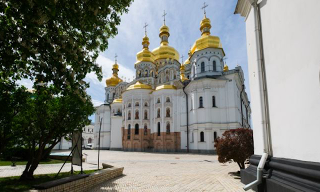 Свежие новости: Швейцарія профінансує відбудову Києво-Печерської лаври після удару РФ