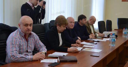 Свежие новости: «Дорожная» комиссия облсовета не согласна с распределением 147 млн грн на Снигиревскую трассу