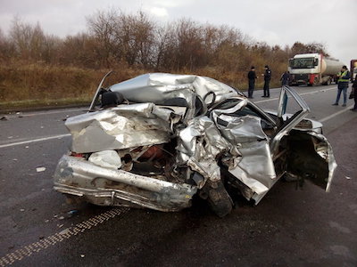Свежие новости: Столкновение авто в Ровенской области: погибла женщина, еще двое в больнице