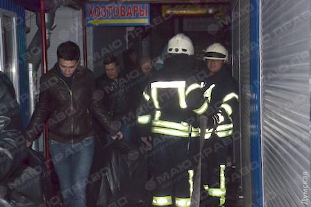Свежие новости: Масштабный пожар на рынке в Одессе: есть пострадавшие