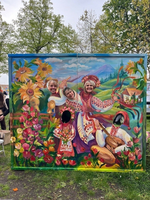 Свежие новости: У Нідерландах зібрали допомогу для дітей Снігурівщини