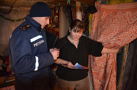 Свежие новости: Представители службы по делам детей администрации Центрального района провели рейд по кризисным семьям