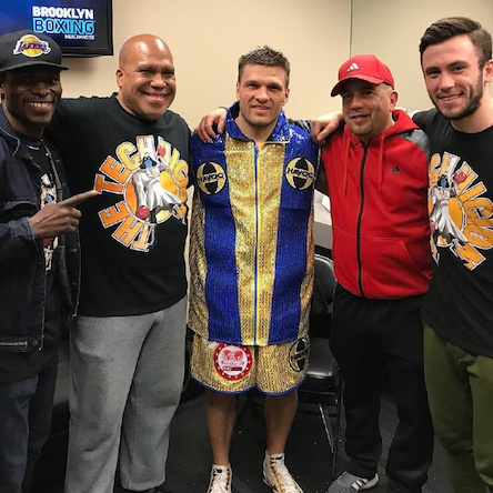 Свежие новости: Сергій Дерев'янченко здобув дострокову перемогу над американцем Дашоном Джонсоном