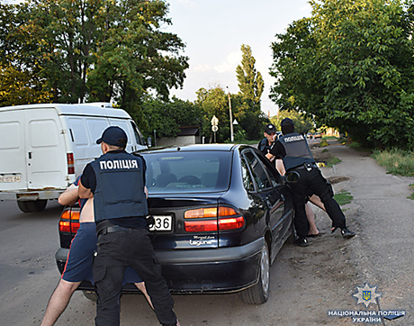 Свежие новости: В Николаеве спецназ задержал двух братьев-наркоторговцев, которых выслеживали четыре месяца