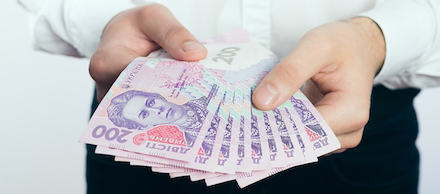 Свежие новости: Украинцам приготовили два повышения минималки