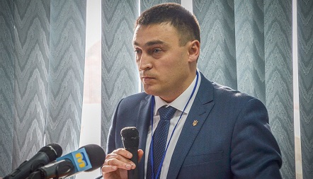 Фото новости: ВИДЕО: Кухта раскритиковал намерения Юрия Кормышкина «показывать власти, как надо работать» Свежие новости: ВИДЕО: Кухта раскритиковал намерения Юрия Кормышкина «показывать власти, как надо работать»