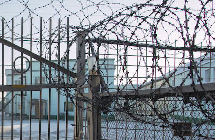 Свежие новости: В Вознесенской исправительной колонии осужденный напал на работника колонии