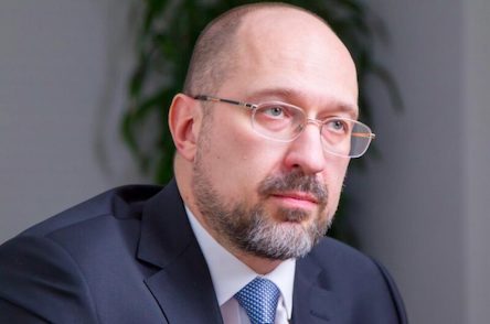 Свежие новости: В правительстве создадут систему для отслеживания контактов зараженных коронавирусом