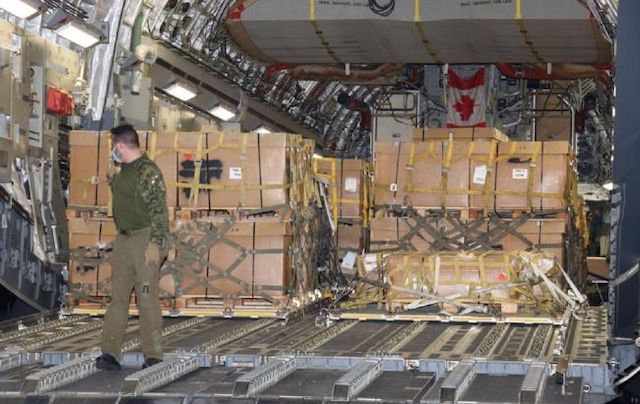 Свежие новости: В Украину прибыл самолет с оружием от Канады