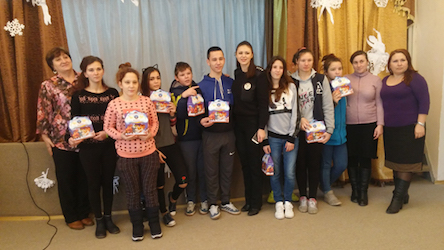 Свежие новости: Полицейские Николаевщины поздравили детей Очаковской школы-интерната с Новогодними и Рождественскими праздниками